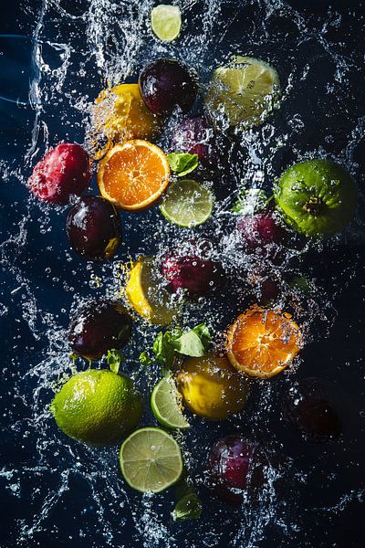 Fruits tropicaux sous l'eau par Imperial Art House