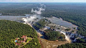 Iguazu watervallen vanuit de lucht gezien van x imageditor