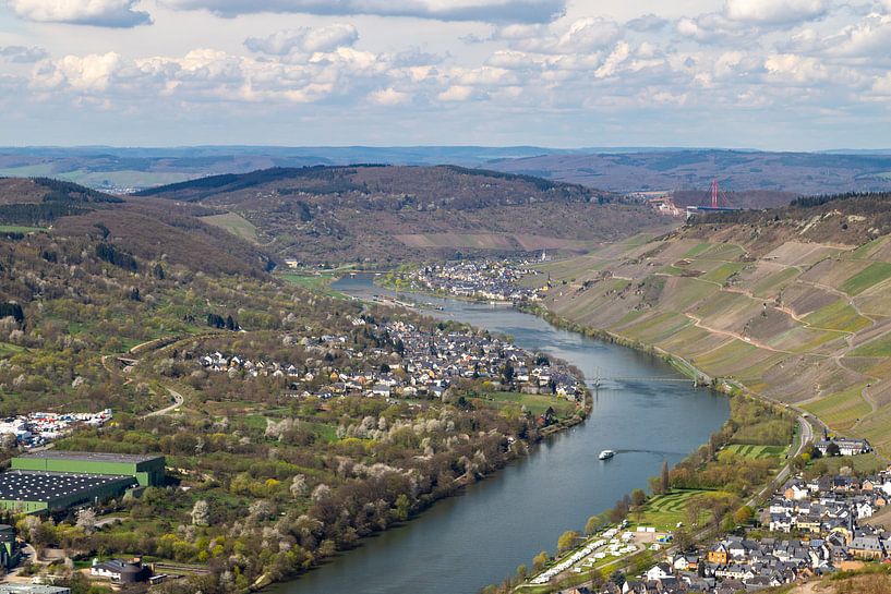 Vue sur la vallée de la Moselle près de Bernkastel-Kues par Reiner Conrad