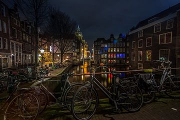 Amsterdam in de nacht von Ion Chih