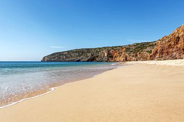 Sea, sun, beach