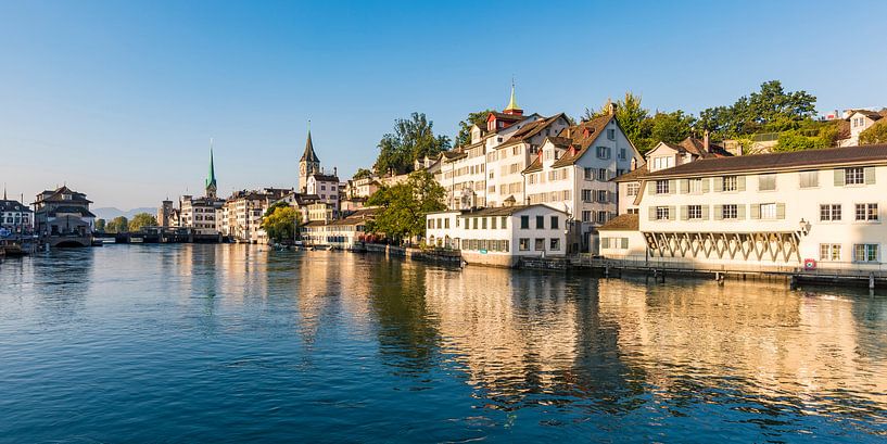 Oude binnenstad in Zürich van Werner Dieterich