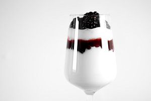 Joghurt mit Beeren