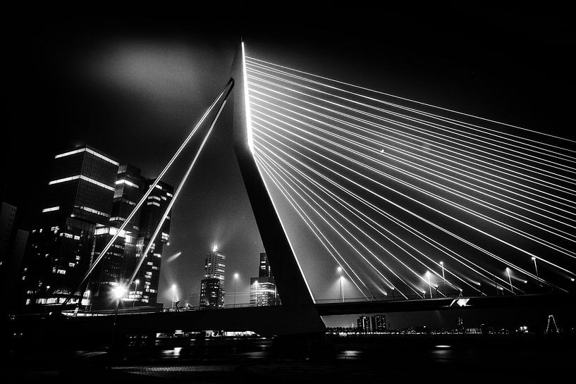 Rotterdam by night  van Eric ijdo