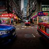 Straatbeeld  Hankow Road, in het centrum van KowLoon, Hong Kong van Arthur Puls Photography