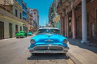Oldtimer in het historische centrum van Havana, Cuba