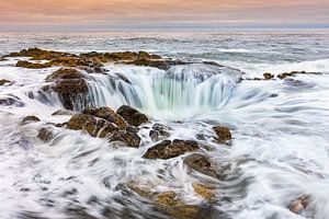 Thor's Well, Oregon