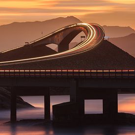 De Atlantische Oceaan Road voor zonsopgang, Noorwegen