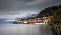 Varenna harbour von Wojciech Kruczynski Miniaturansicht