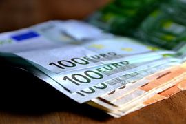 100 Euro Scheine von Heiko Kueverling