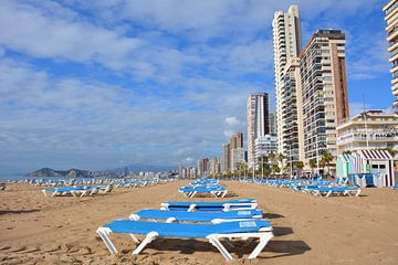Strand Playa Levante en skyline Benidorm Costa Blanca van My Footprints