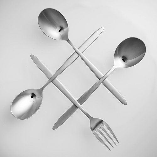 Floating cutlery