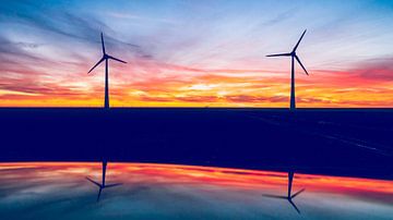 Windmills for electric power production at sunset by Fotografiecor .nl