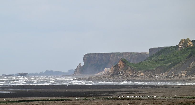 Normandy coast by Petra De Jonge