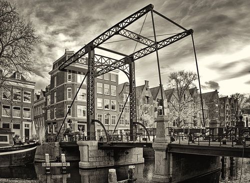 Dommersbrug in the Jordaan