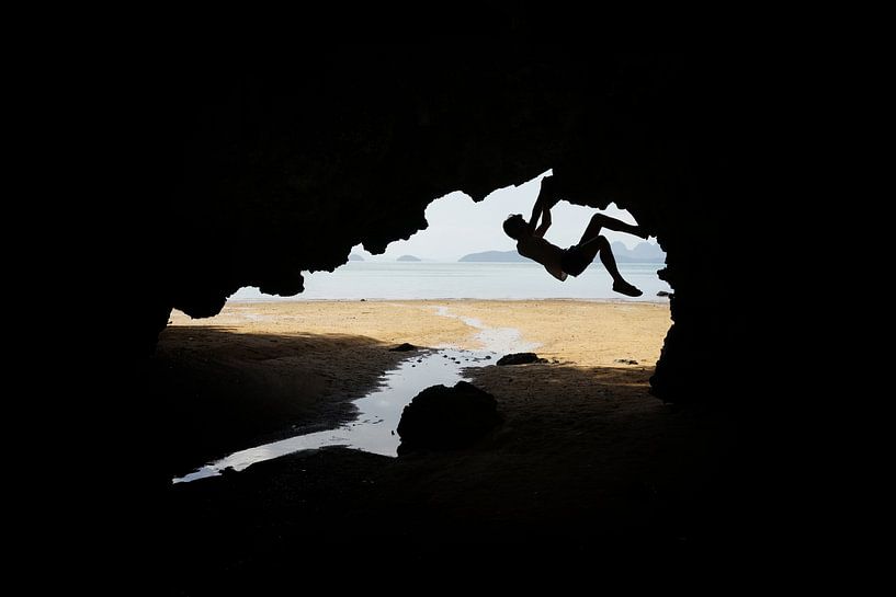 Bouldering in a cave by Floris Verweij