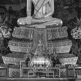 Between earth and eternity by Walter G. Allgöwer