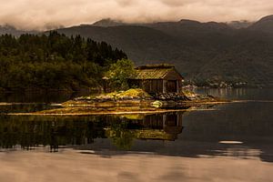 Old Boathouse  sur Arthur Wolff