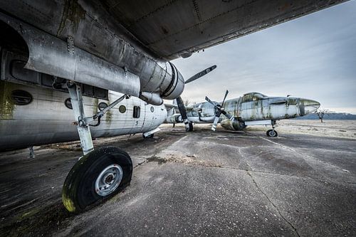 Old Navy Frachtflugzeug von Inge van den Brande