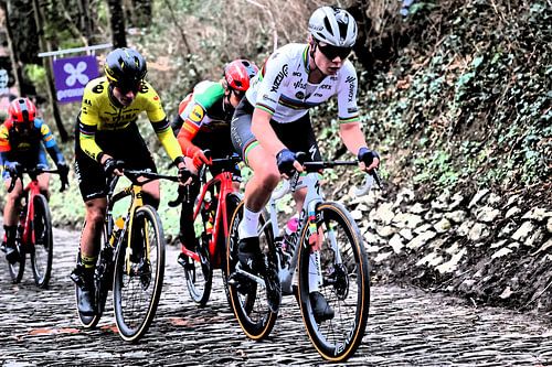 World champion Lotte Kopecky on the Wall Fresco