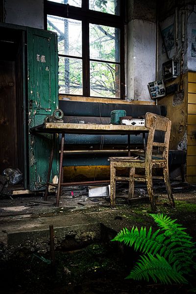 Forgotten desk - traces of time in an abandoned factory by Infinite Decay