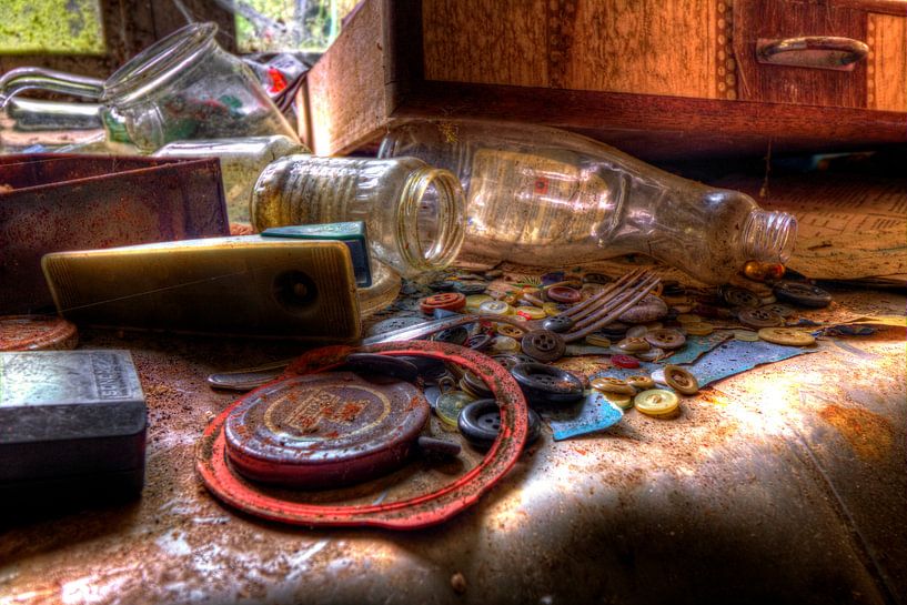 Buttons all around by Myrna's Photography