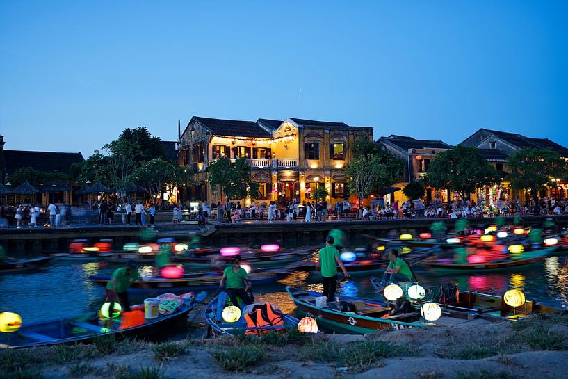 Nachtleven in Hoi An, Vietnam van Frank Photos