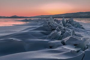 Wundersamer Baikalsee von Peter Poppe