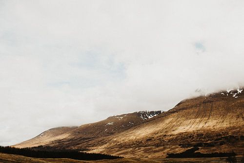 Scottish landscape - clouds on the mountains