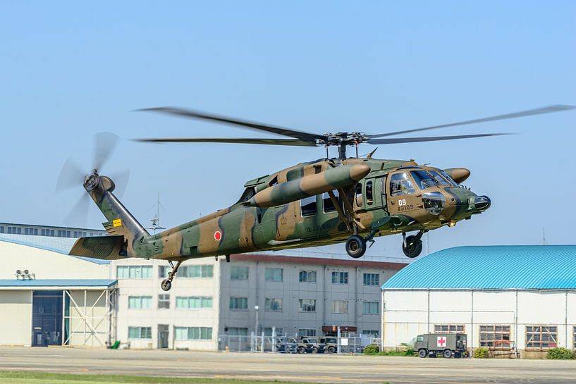 Japanese Sikorsky (Mitsubishi) UH-60JA (S-70A-12). by Jaap van den Berg