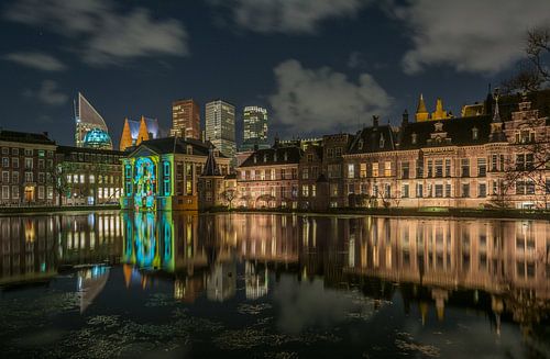 Spiegeling van het Binnenhof