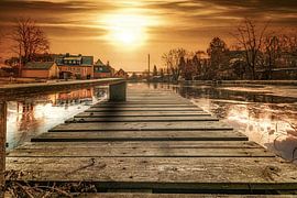 The small footbridge at the lake
