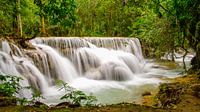 Bij de brullende waterval van Denis Feiner thumbnail