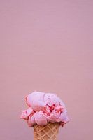 Douceur estivale | Glace rose en Espagne | Photographie de voyage colorée