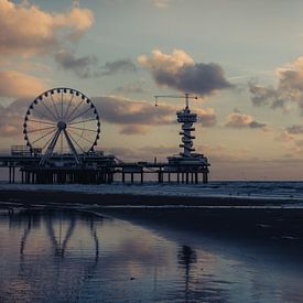 De pier van Scheveningen. von Marco Zeer
