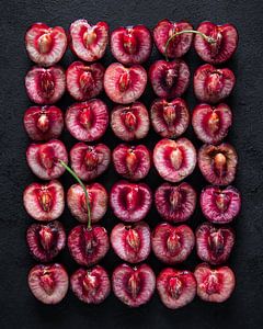 Hollandse Kersen op een zwarte ondergrond I Food Fotografie
