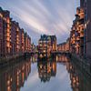 Château entouré d'eau - Speicherstadt Hamburg sur Robin Oelschlegel