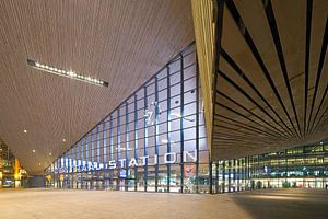 Gare centrale de Rotterdam sur Anton de Zeeuw
