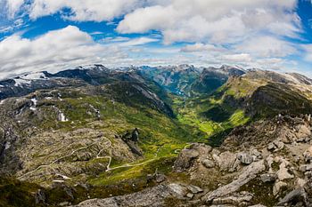 Vue de Geiranger de Dalsnibba en Norvège