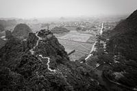 Tempel auf einem Berggipfel in Vietnam