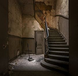 Room service by Rob Uyttenbroeck