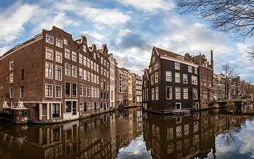 Amsterdam, Oudezijds voorburgwal, die schönste Gracht von Amsterdam! von Hans Kool