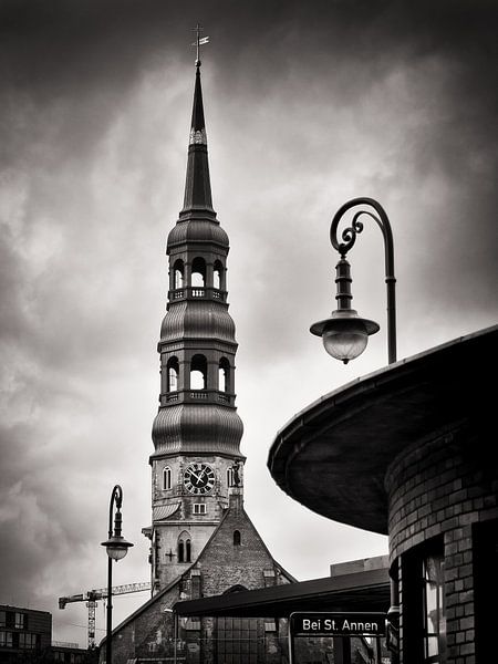 Zwart-wit fotografie: Hamburg - Sankt Katharinen van Alexander Voss