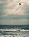 Kitesurfer bij Norderney van Steffen Peters thumbnail