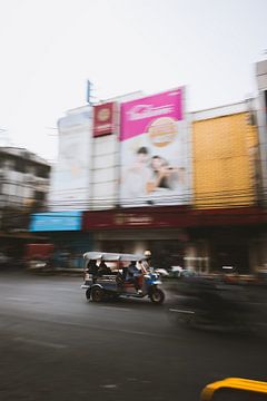 Explorer le quartier chinois de Bangkok : promenades en tuktuk et aventures à vélo sur Ken Tempelers