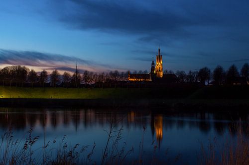 Basilica of Hulst after sunset