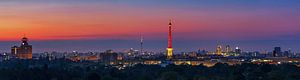 Berlin Skyline Panorama im Sonnenaufgang
