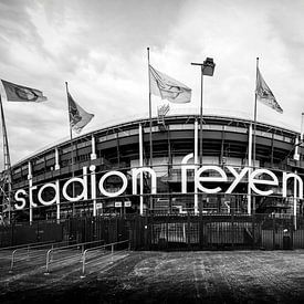 De kuip | Stadion Feyenoord in zwart wit van Steven Dijkshoorn