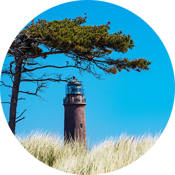 Lighthouse on the Baltic Sea coast van Rico Ködder