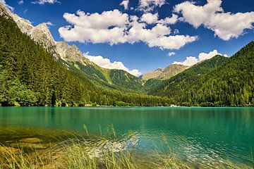 Het Antholzmeer in Zuid-Tirol van Reiner Würz / RWFotoArt